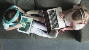 Salud digital e inteligencia artificial en niños y adolescentes