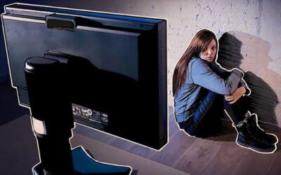 Sextorsión en adolescentes: qué es, cómo detectarla y qué hacer si le ocurre a tu hijo
