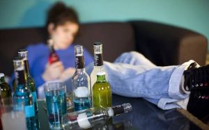 consumo alcohol adolescentes